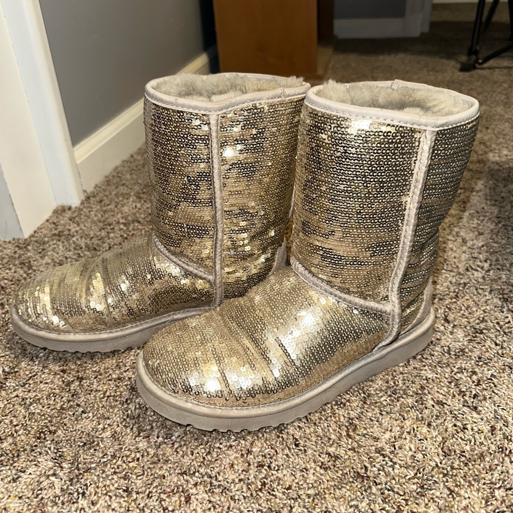 Gold sequin uggs